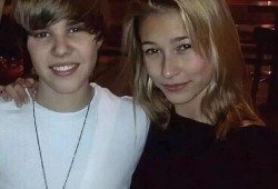 海莉化妆品爆料视频,明星护肤秘籍大公开